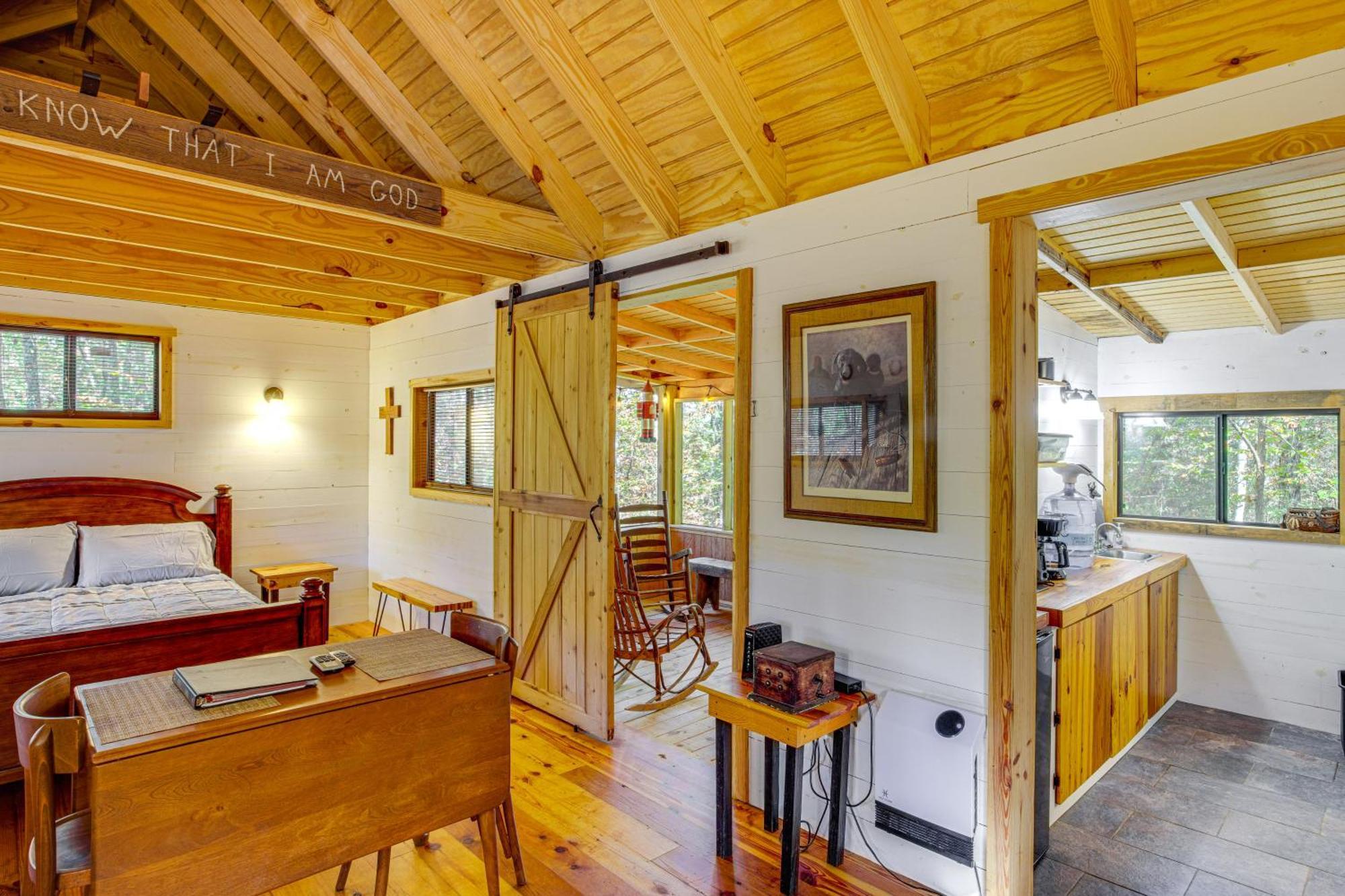 Secluded Tallassee Cabin With Fire Pit And Porch! Esterno foto