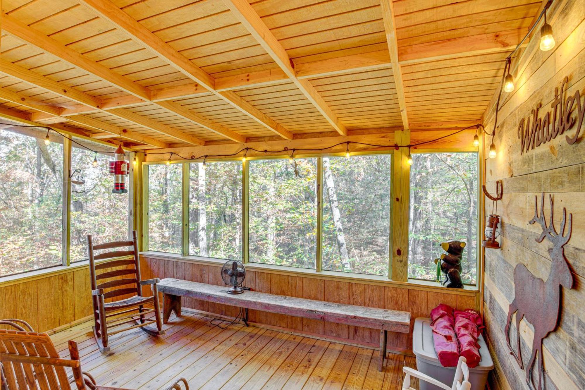 Secluded Tallassee Cabin With Fire Pit And Porch! Esterno foto