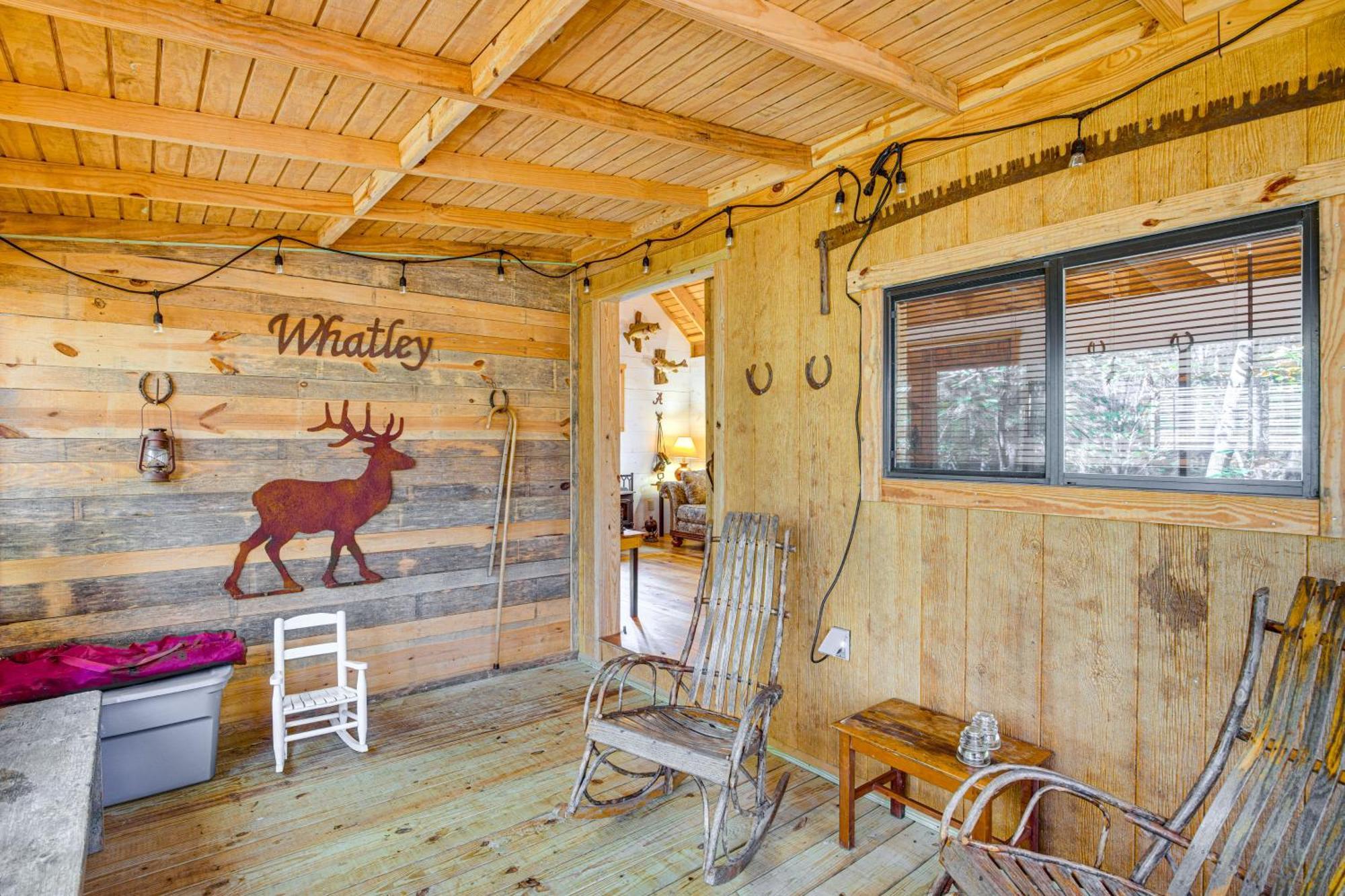 Secluded Tallassee Cabin With Fire Pit And Porch! Esterno foto
